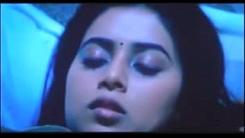 Play Poorna sexy navel enjoyed
