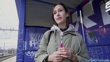 Play Roundass euro brunette gets paid giving blowjob and for sex