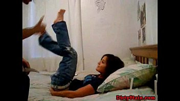 Play Horny American Teens In Homemade Sex Tape