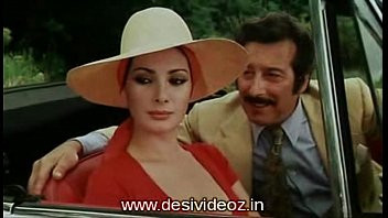 Play La moglie vergine 1975